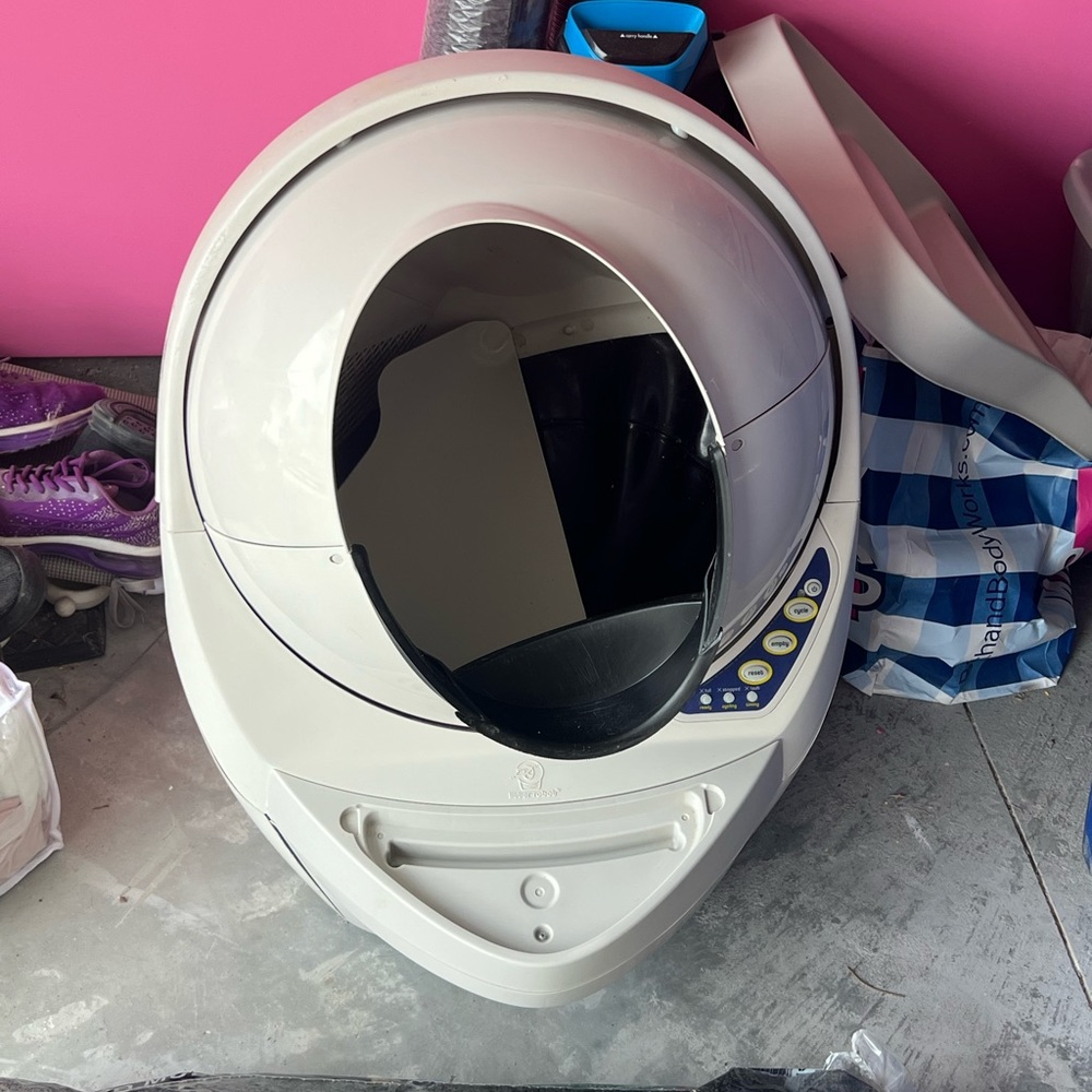 Litter-Robot 3 – Self-Cleaning, Automatic Litter Box
